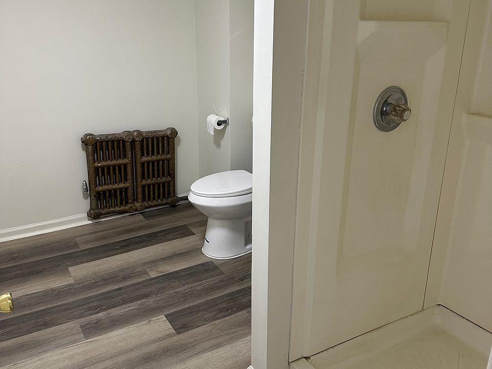 3rd floor bathroom
