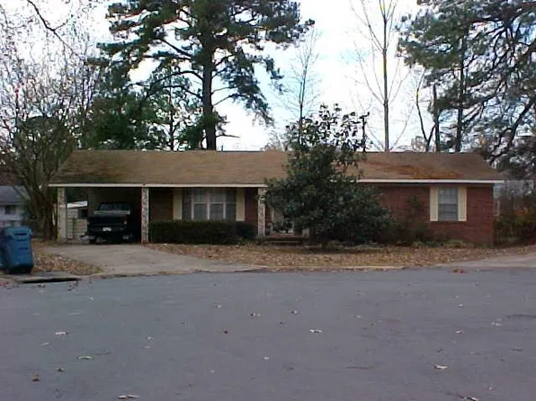 5 Eastbrook Cir, Little Rock, AR 72205