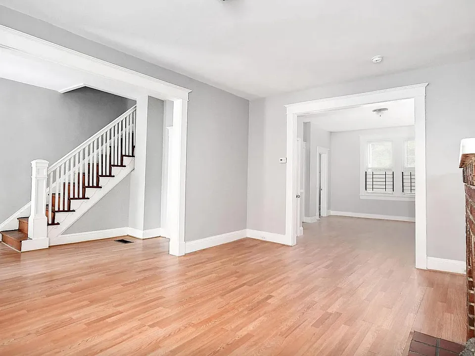 3324 Gwynns Falls Pkwy