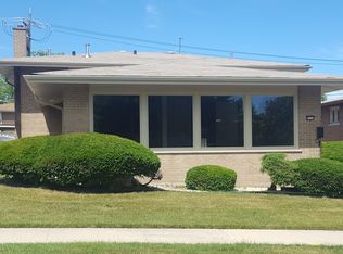 9116 S Constance Ave, Chicago, IL 60617