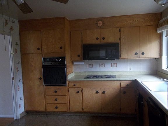 5th image of 533 Eucalyptus Ave