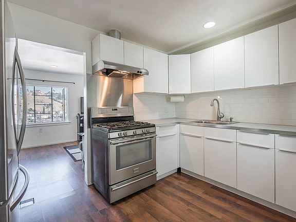 5th image of 5030 Williams Pl