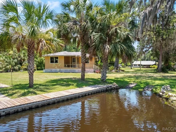 5425 S Magnolia Ave, Homosassa, FL 34448