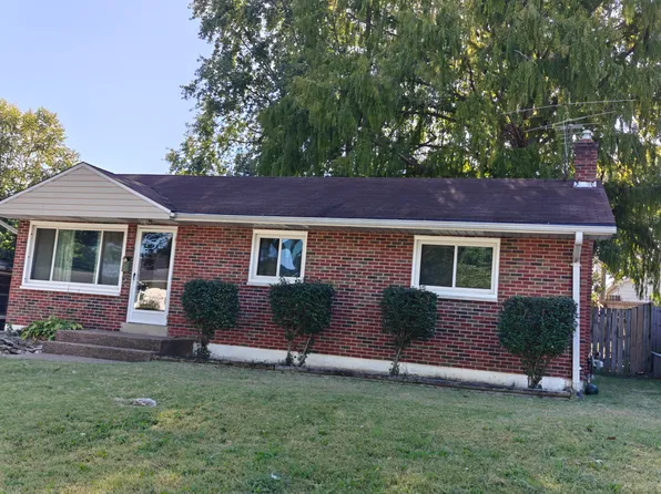 114 Sue Ln, Saint Charles, MO 63301