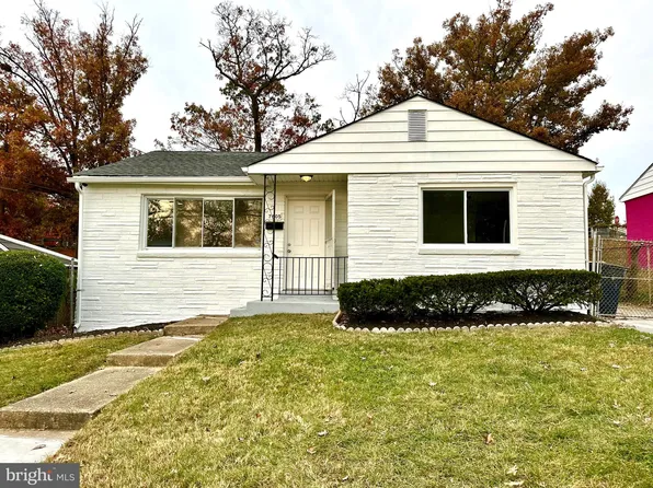 7805 Glenarden Pkwy, Lanham, MD 20706