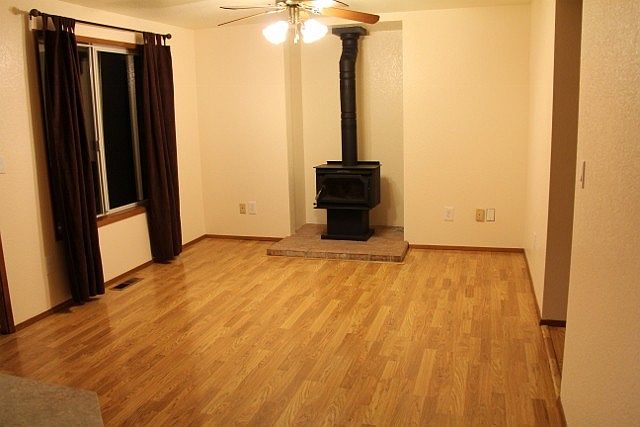 1st image of 1105 Eaglewood Way