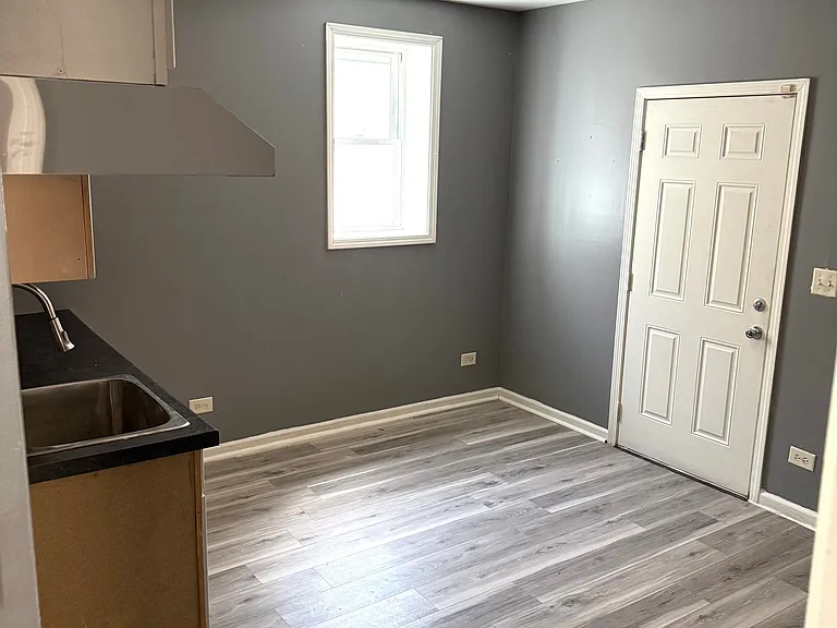 8118 S Throop St #MAIN — Photo 13