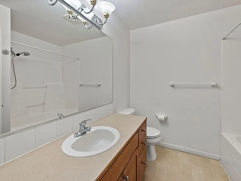 1443 NE 166th Ct #3 — Photo 20
