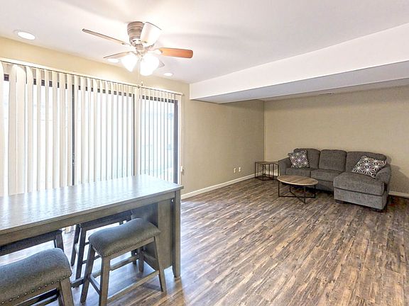 2nd image of 208 E White St #10626727