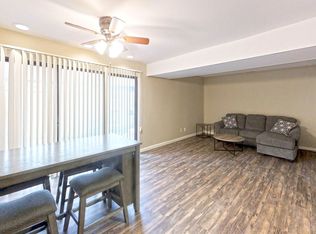 210 E White St, Champaign, IL 61820