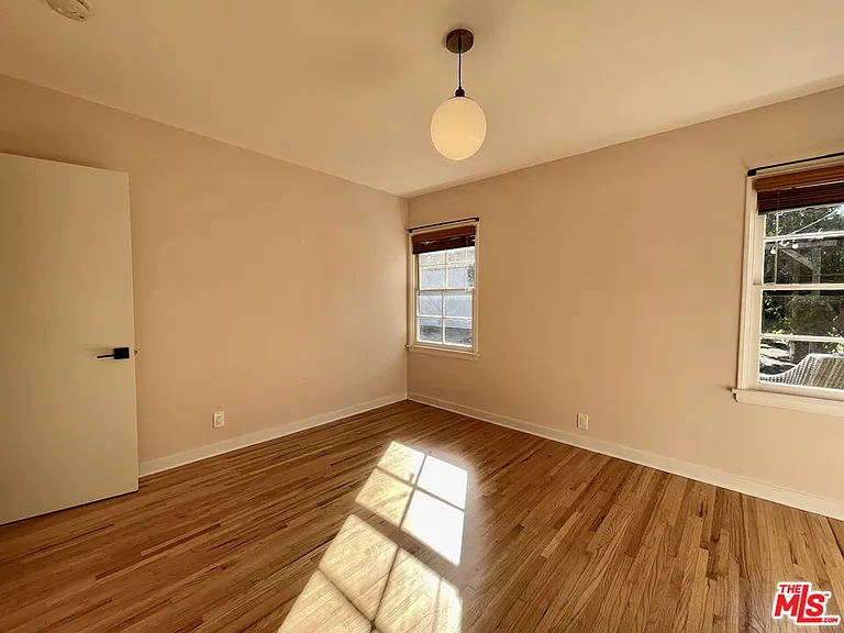 8011 Stewart Ave — Photo 19