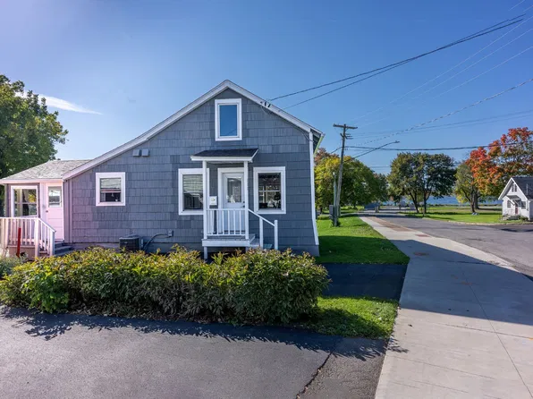 200 Vine St, Liverpool, NY 13088
