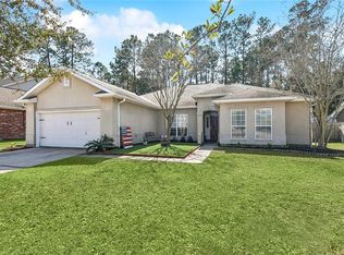 108 Autumn Woods Dr, Lacombe, LA 70445