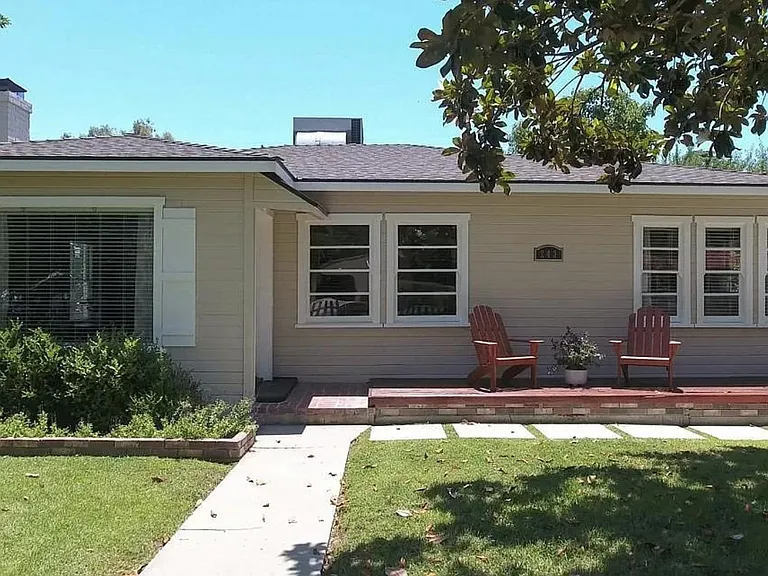 243 Bonita Dr — Photo 3