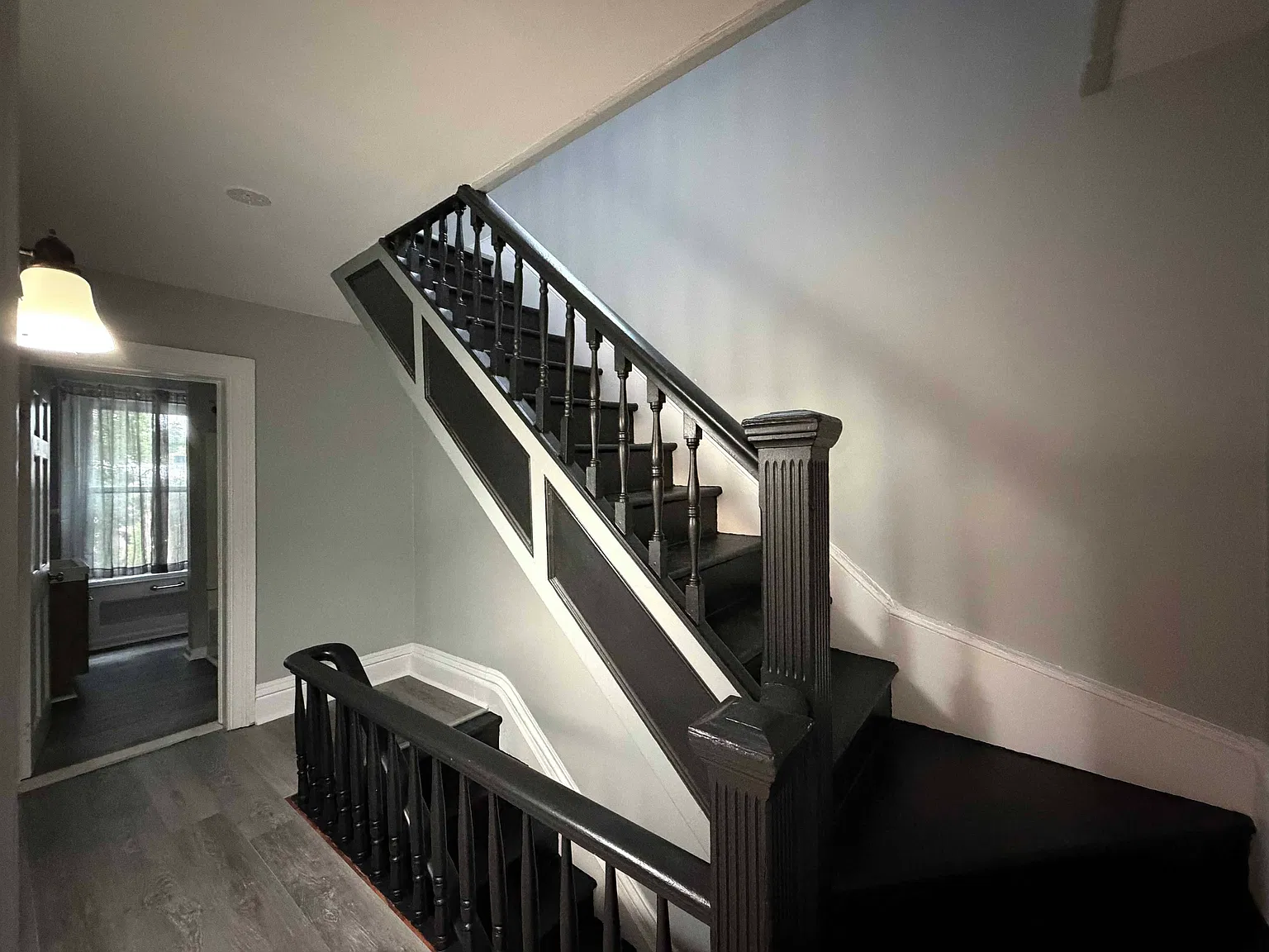 3 bed, 1300 sqft, $2,200 — Photo 4