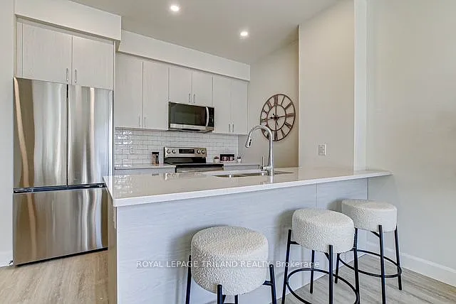 75 Walnut St #106 — Photo 9