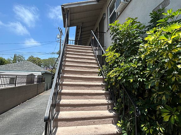 4th image of 4250 Sawtelle Blvd APT E