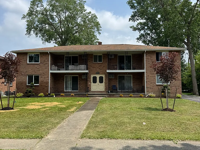 203 Denrose Dr #3 — Photo 1