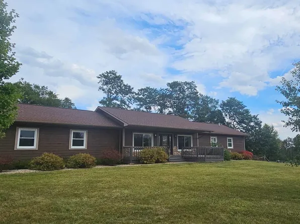 5776 Tripp Rd, Tipton, MI 49287