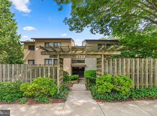 5723 Harpers Farm Rd UNIT D, Columbia, MD 21044