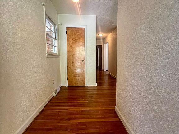 5th image of 1213 E Side Dr