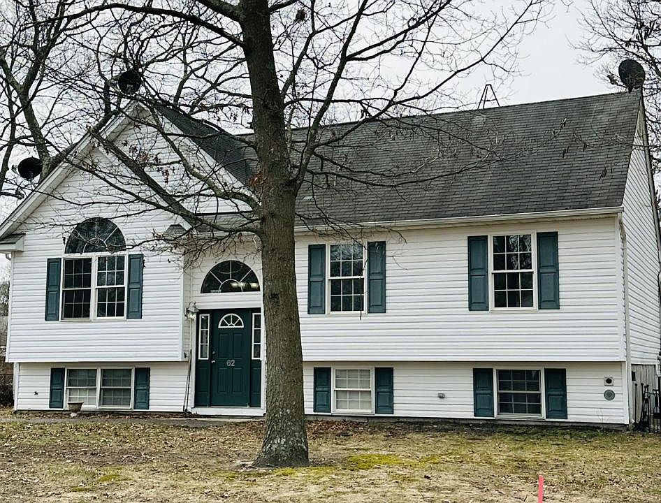 1st image of 62 Franklin Ave