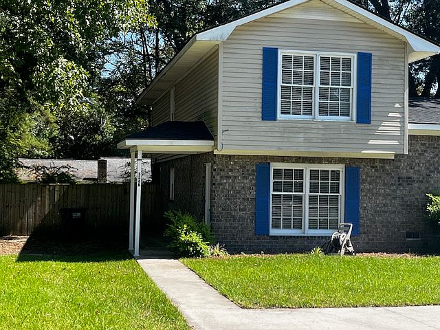 1st image of 126 Roberta Dr #B
