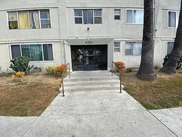 4709 August St. (Augolet, LLC) — Photo 3