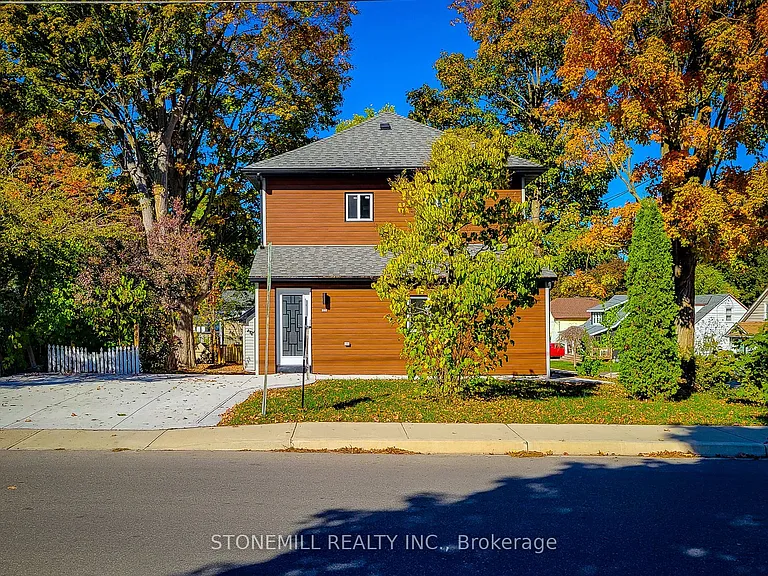 727 College Ave — Photo 3