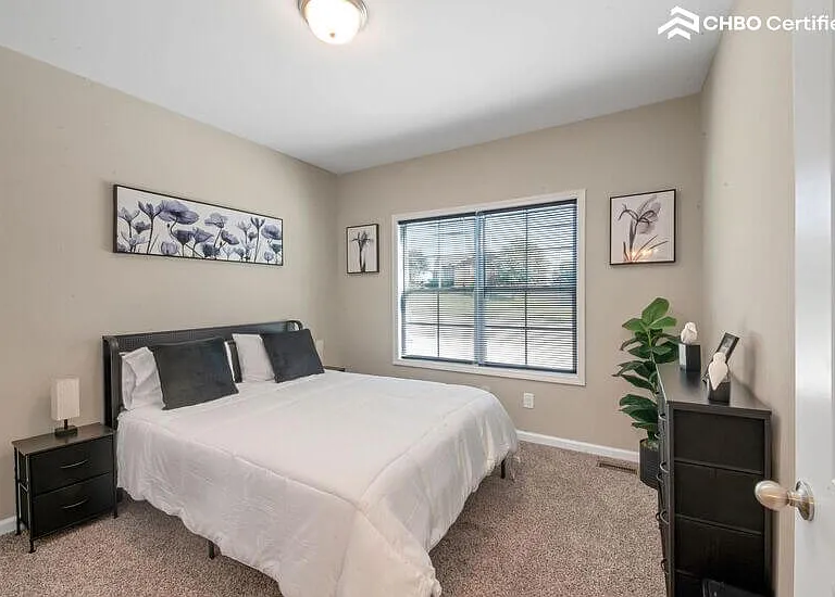 616 Lafayette Rd — Photo 13