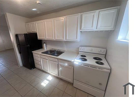 1st image of 3413 Ross Ave SE APT A