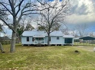 425 Carlton St, Brazoria, TX 77422