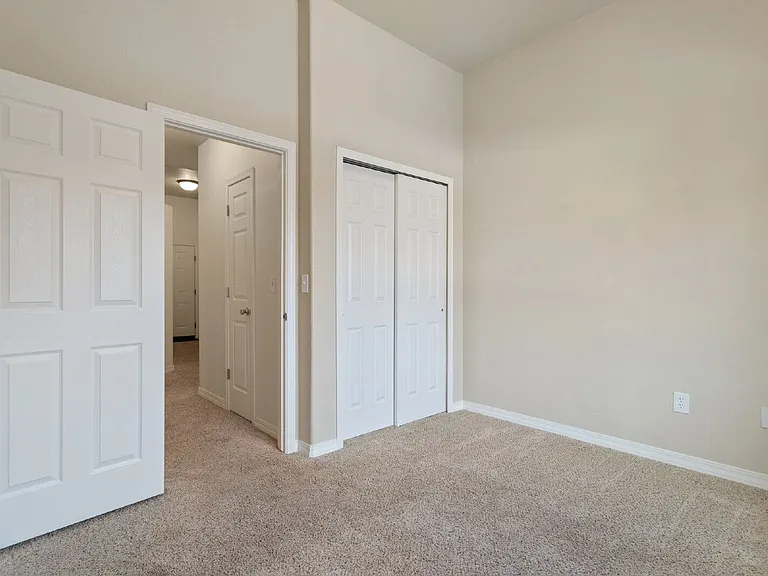 1675 Little Bear Creek Point #201 — Photo 20