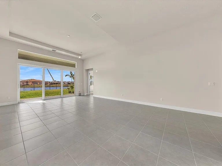 10161 Timber Creek Way — Photo 35