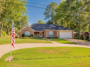 218 Canyon Dr, Hideaway, TX 75771