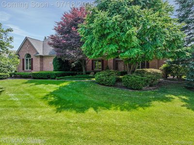 17331 Deer Path Dr, Northville, MI, 48168
