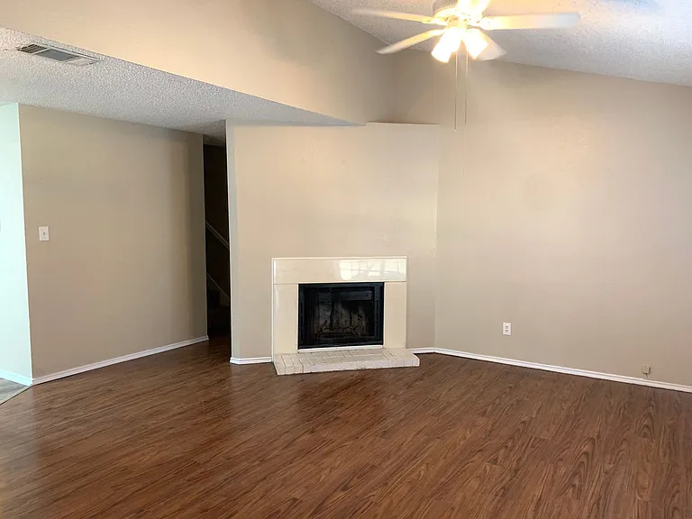 512 Rita Lane — Photo 9