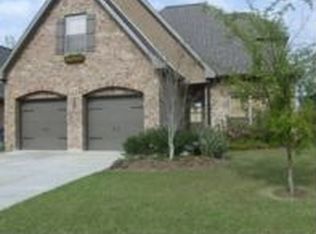 3244 Grassy Lake Dr, Baton Rouge, LA 70816