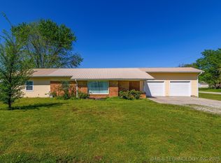 109 N Gertrude St, Copan, OK 74022