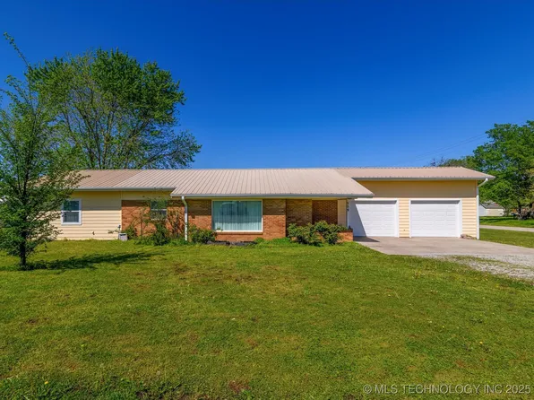 109 N Gertrude St, Copan, OK 74022