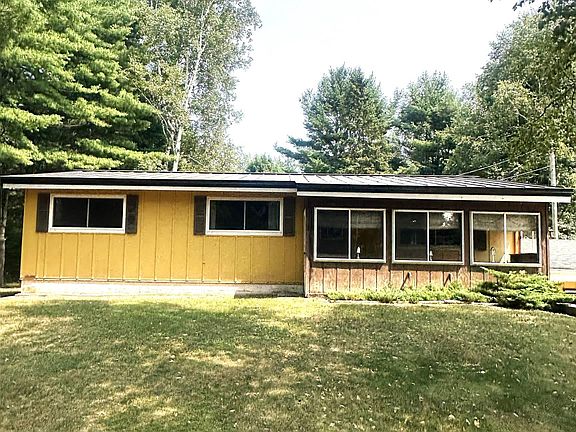 3rd image of 230 Yelle Rd