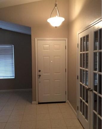 3rd image of 1941 Parkside Dr