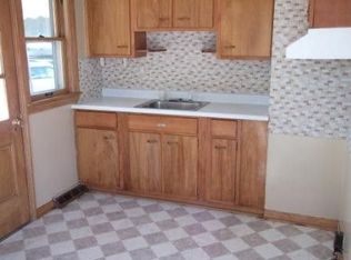 21450 Tracy Ave, Euclid, OH 44123