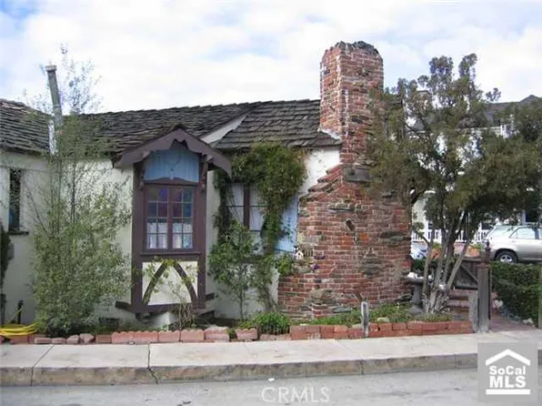 121 Collins Ave, Newport Beach, CA 92662