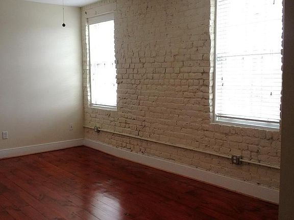 5th image of 316 E Bank St APT 305