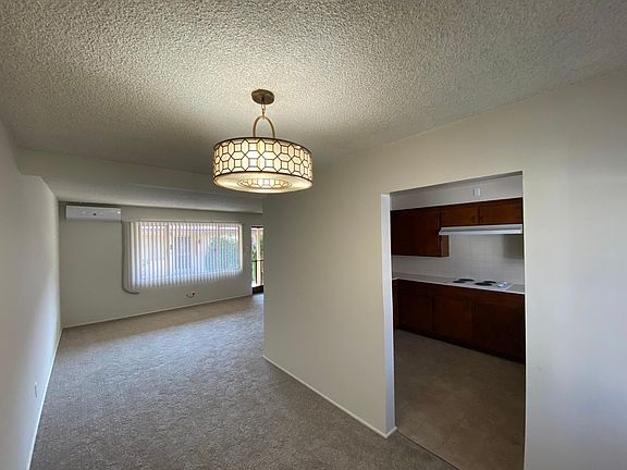 4th image of 521 S Baldwin Ave APT B