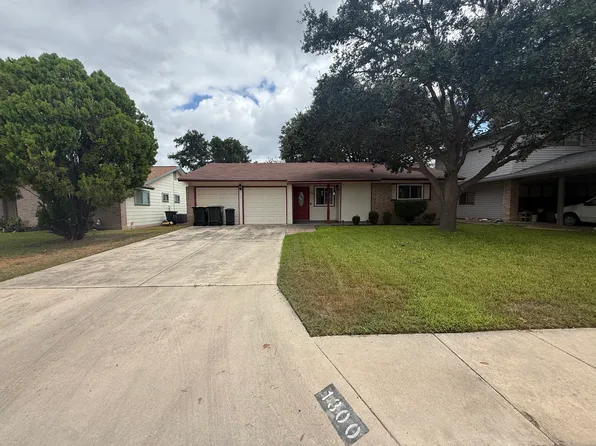 1300 Colony Dr, Schertz, TX 78154