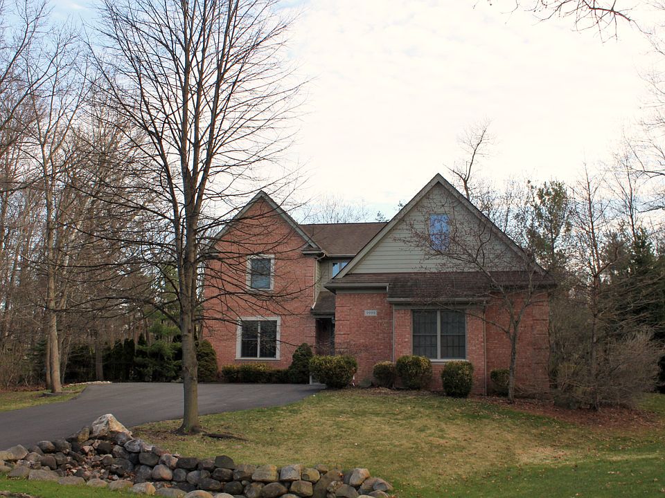 1st image of 9999 Pebble Creek Ct