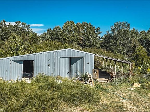5th image of 1770 McDade Springs Rd