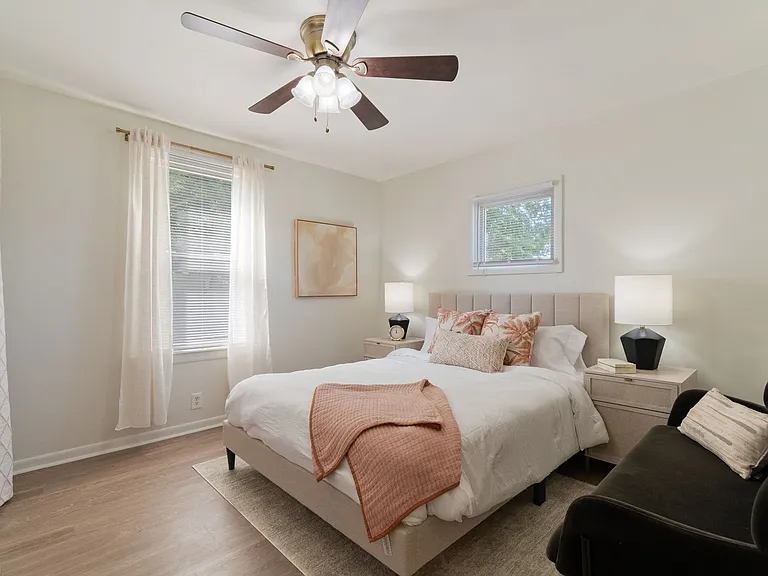 605 Annex Ave — Photo 26